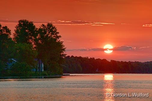 Newboro Lake Sunrise_17031.jpg - Rideau Canal Waterway photographed at Newboro, Ontario, Canada.
